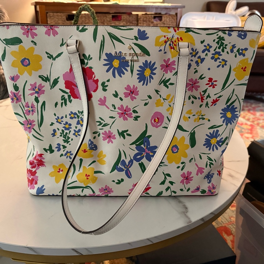 kate spade White Floral Tote with Multicolor Flowers